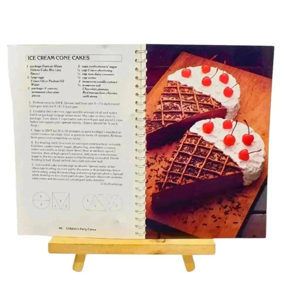 Vintage 1985 Duncan Hines Quick & Easy Baking Cookbook — Spiral Bound - Picture 3 of 13